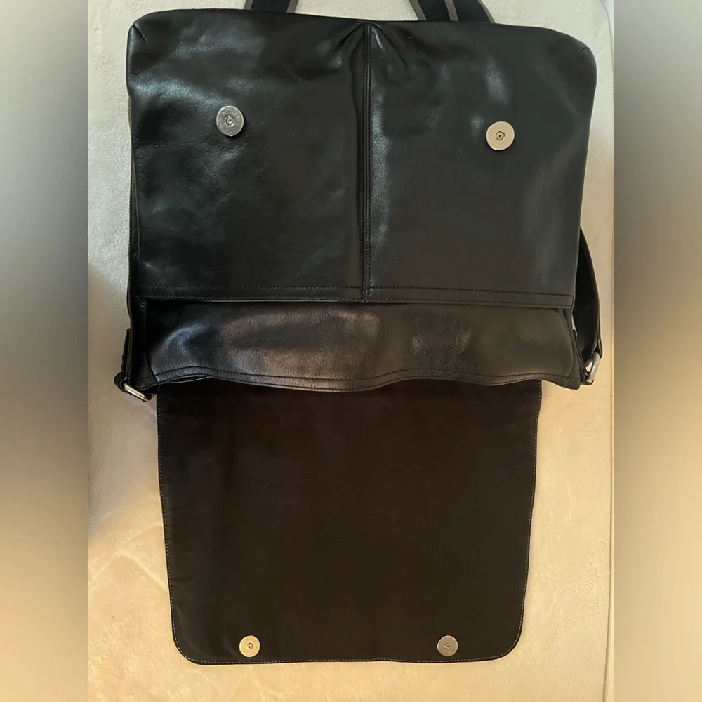 🩷Vintage Coach HERITAGE LEATHER MESSENGER (COACH F70556) SILVER/BLACK💚🩷💚